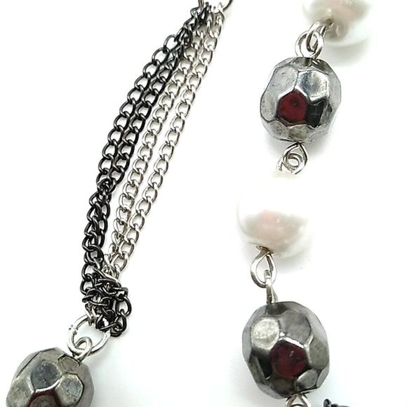 Express Bead Chain Necklace Long Faux Gray Pearls Black Beads on Layered Chains - Picture 10 of 15